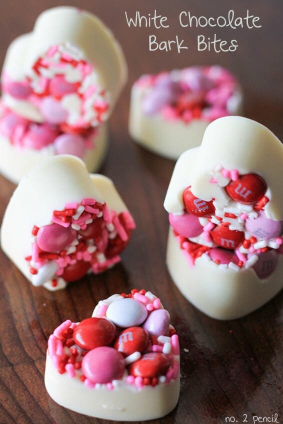https://www.hotbeautyhealth.com/wp-content/uploads/2018/01/Valentines-Day-White-Chocolate-Bark-Bites-number-2-pencil.jpg